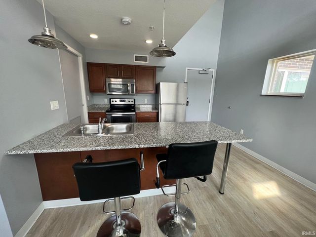 604 N Smith Road, Bloomington, IN 47408