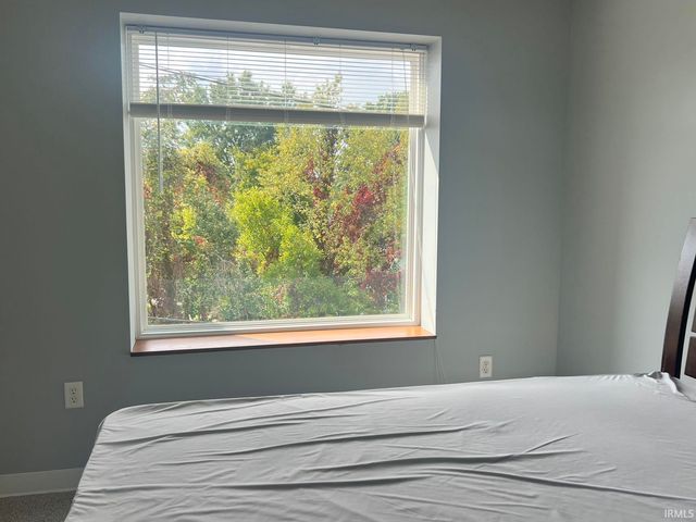 604 N Smith Road, Bloomington, IN 47408