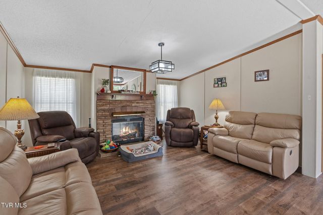 31 Dearstone Drive, Greeneville, TN 37743