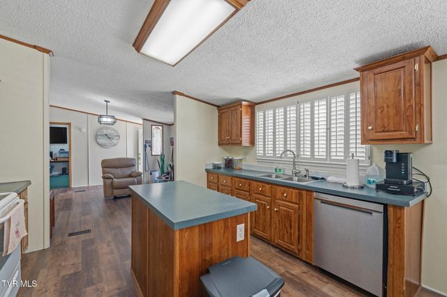 31 Dearstone Drive, Greeneville, TN 37743