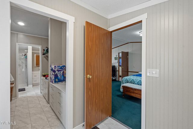 31 Dearstone Drive, Greeneville, TN 37743