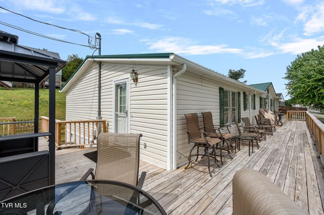 31 Dearstone Drive, Greeneville, TN 37743