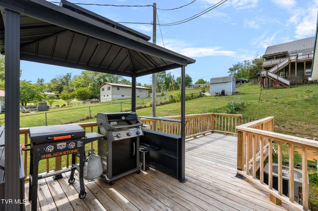31 Dearstone Drive, Greeneville, TN 37743