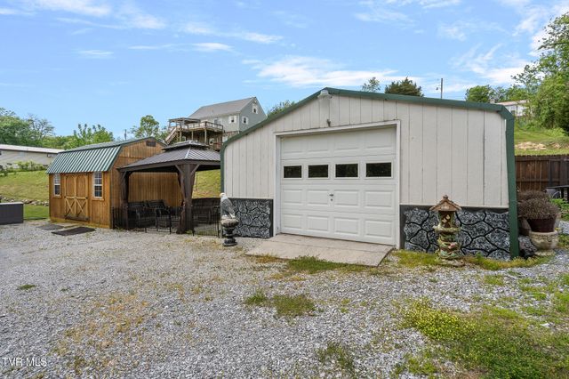 31 Dearstone Drive, Greeneville, TN 37743