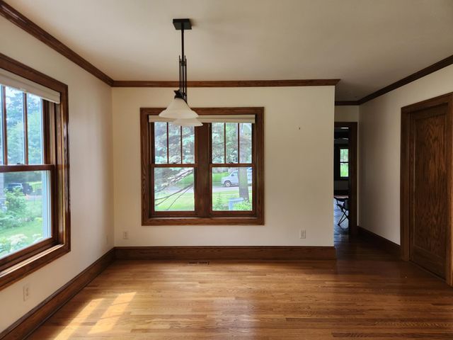 1434 Hythe Street, Saint Paul, MN 55108