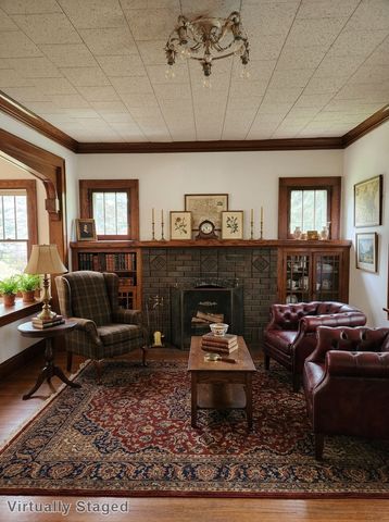 1434 Hythe Street, Saint Paul, MN 55108