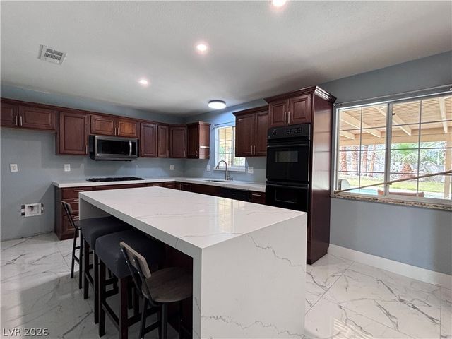 4422 Bennett Drive, Las Vegas, NV 89121