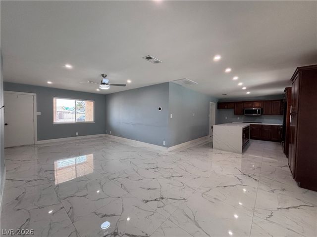 4422 Bennett Drive, Las Vegas, NV 89121