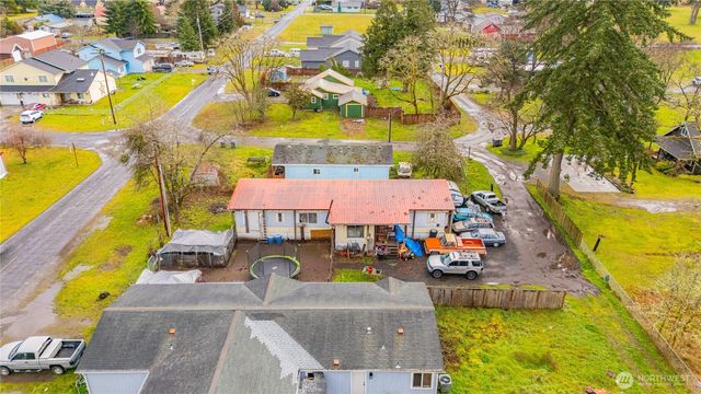 408 W Eagle Avenue, Oakville, WA 98568