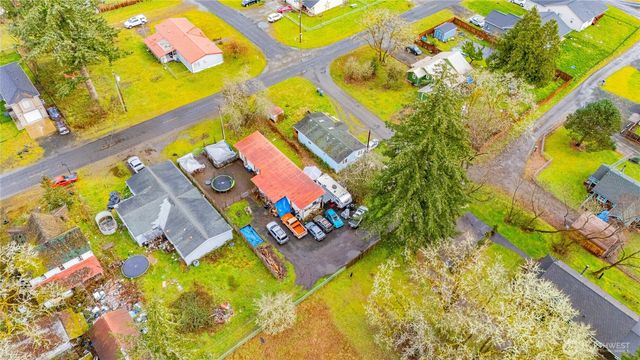 408 W Eagle Avenue, Oakville, WA 98568