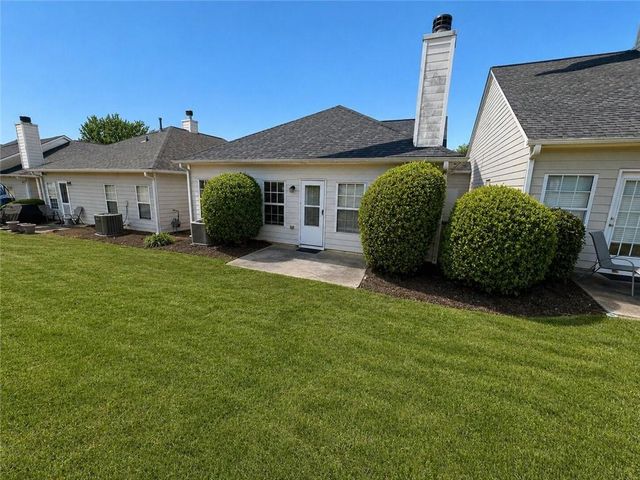 1563 Rachels Ridge NW, Kennesaw, GA 30152