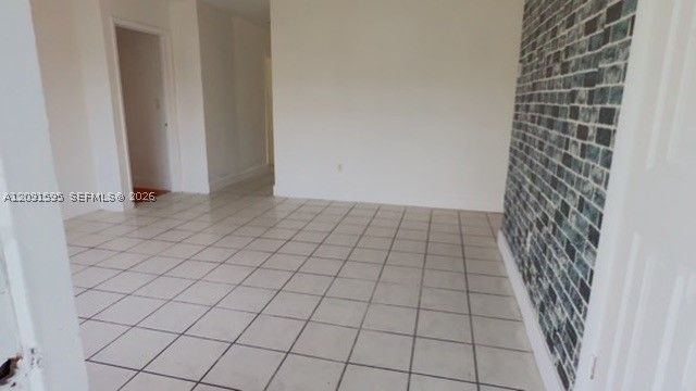 20500 NW 28th Ave, Miami Gardens, FL 33056