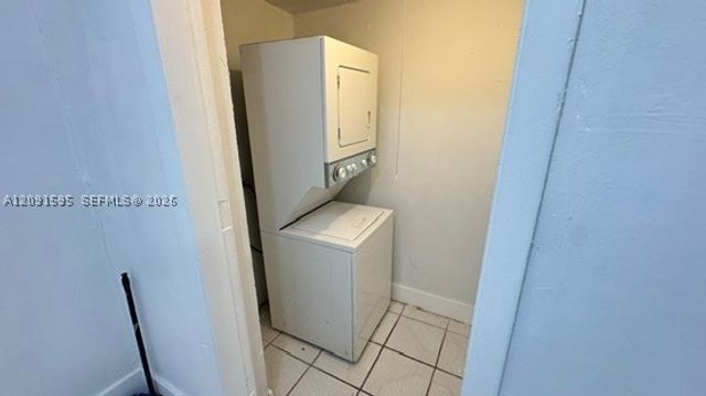 20500 NW 28th Ave, Miami Gardens, FL 33056
