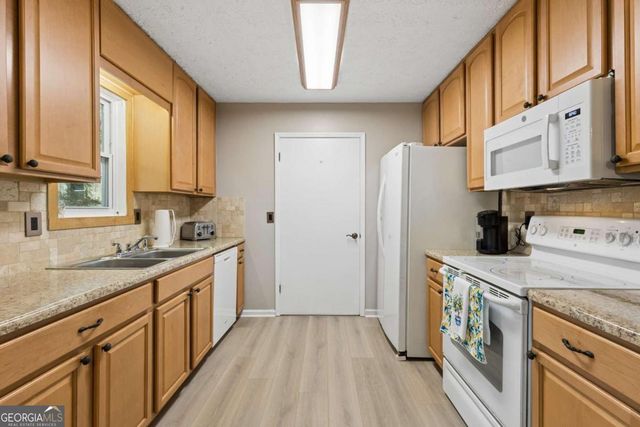 159 Oak Hill Circle, Canton, GA 30114