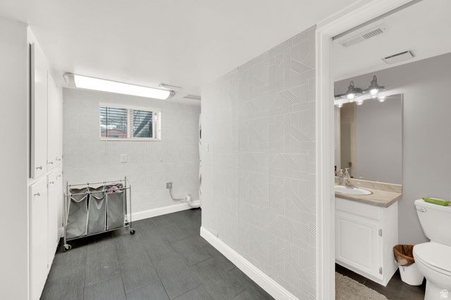 487 E 9270 S, Sandy, UT 84070