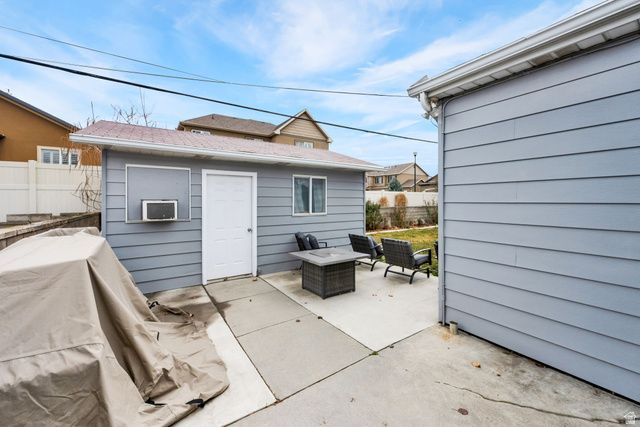 487 E 9270 S, Sandy, UT 84070