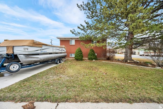 487 E 9270 S, Sandy, UT 84070