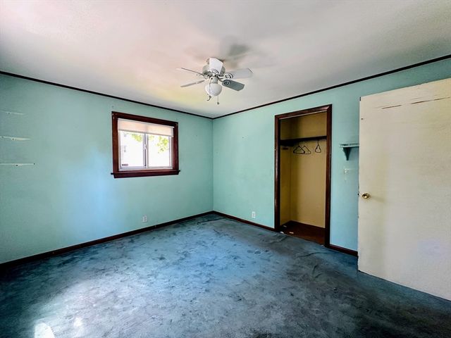 27 Flint St, Lynn, MA 01905