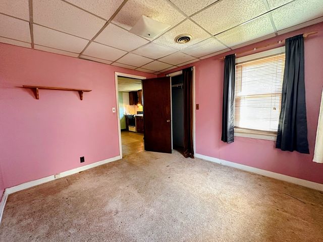 27 Flint St, Lynn, MA 01905