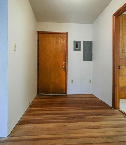 1335 Lakeview Avenue, Klamath Falls, OR 97601