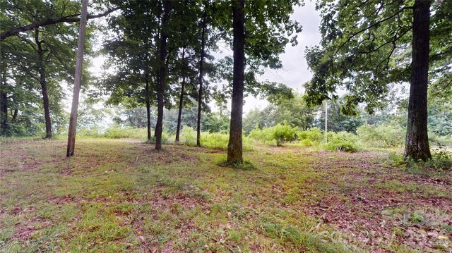 200 Osborn Knob Road, Marion, NC 28752