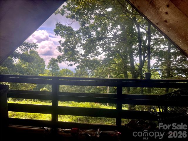 200 Osborn Knob Road, Marion, NC 28752