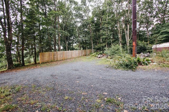 200 Osborn Knob Road, Marion, NC 28752