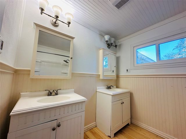 4801 Stephanie Drive, Haltom City, TX 76117