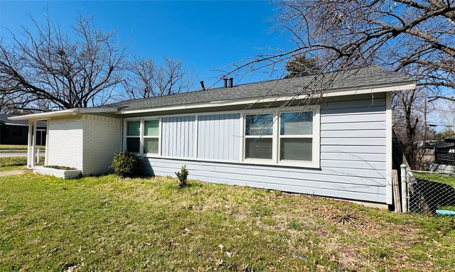 4801 Stephanie Drive, Haltom City, TX 76117