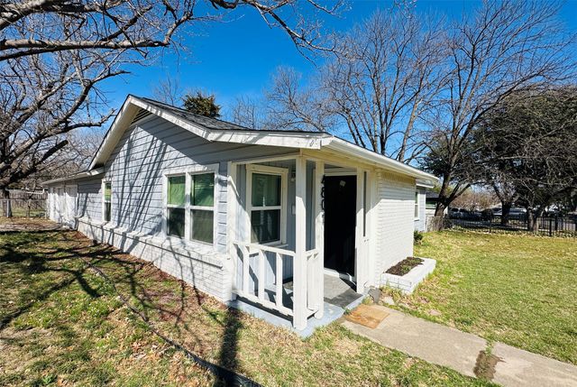 4801 Stephanie Drive, Haltom City, TX 76117