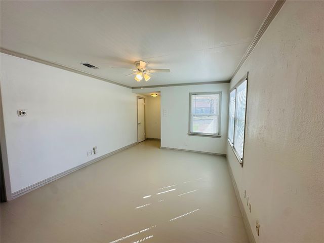 4801 Stephanie Drive, Haltom City, TX 76117