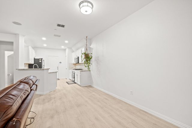 2657 Jacobson Drive, Lewisville, TX 75067
