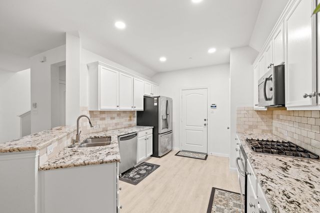 2657 Jacobson Drive, Lewisville, TX 75067