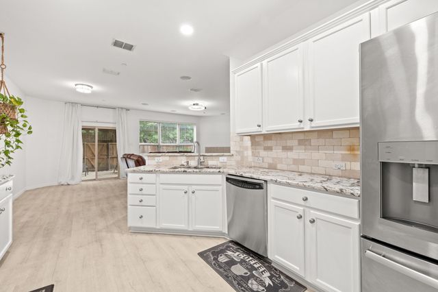 2657 Jacobson Drive, Lewisville, TX 75067