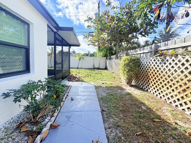 2890 Marbill Road, West Palm Beach, FL 33406