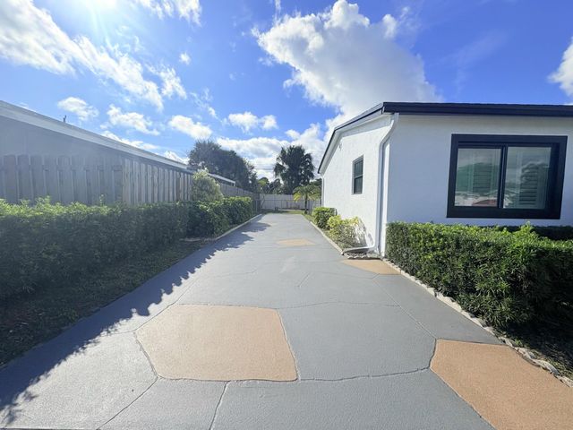 2890 Marbill Road, West Palm Beach, FL 33406