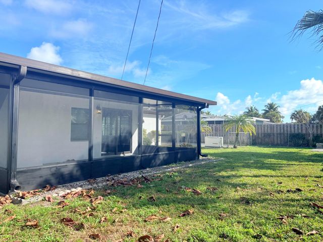 2890 Marbill Road, West Palm Beach, FL 33406