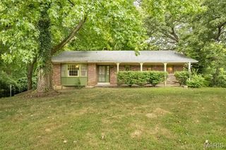 3413 Hilltop Drive, St Charles, MO 63301