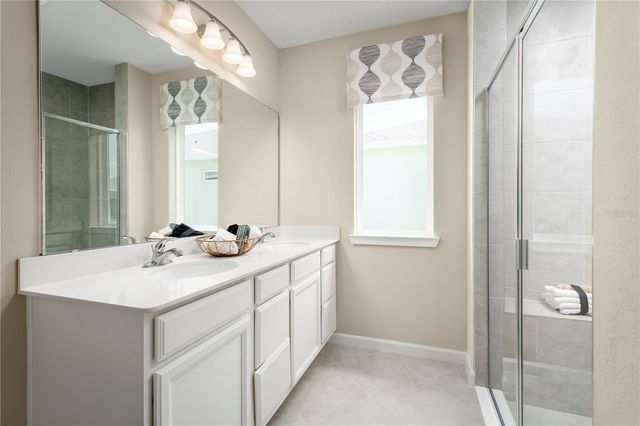 4539 SPIRE RUN, Lakewood Ranch, FL 34211