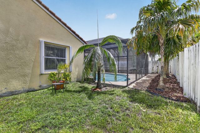 1959 Water Ridge Dr, Weston, FL 33326