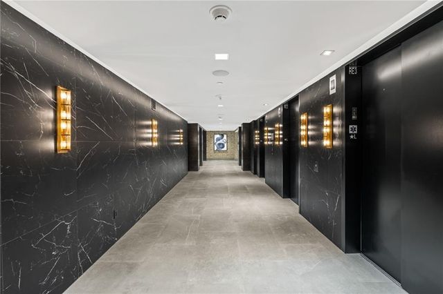 40 12th NE Street 1906, Atlanta, GA 30309