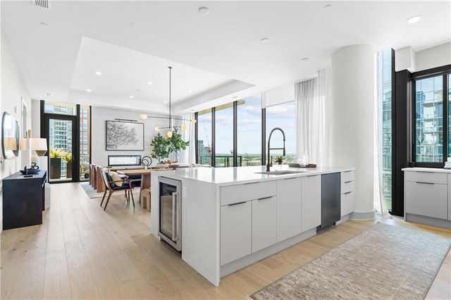 40 12th NE Street 1906, Atlanta, GA 30309