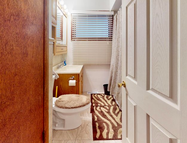 4650 Van Buren Street, Gary, IN 46408