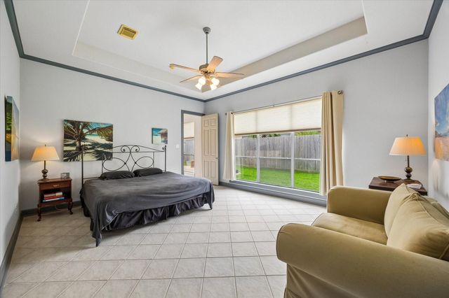 316 Harborside Circle, League City, TX 77565