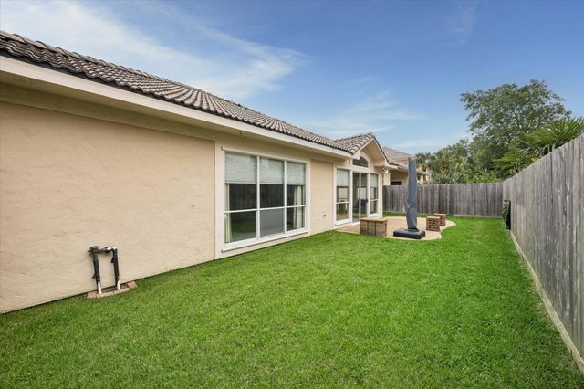 316 Harborside Circle, League City, TX 77565