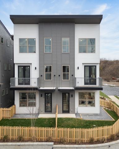 252 Arrowhead Dr, Nashville, TN 37216