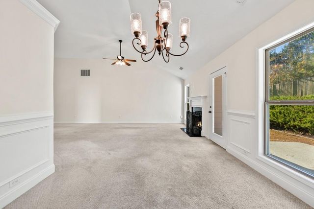 738 York View Drive, Auburn, GA 30011