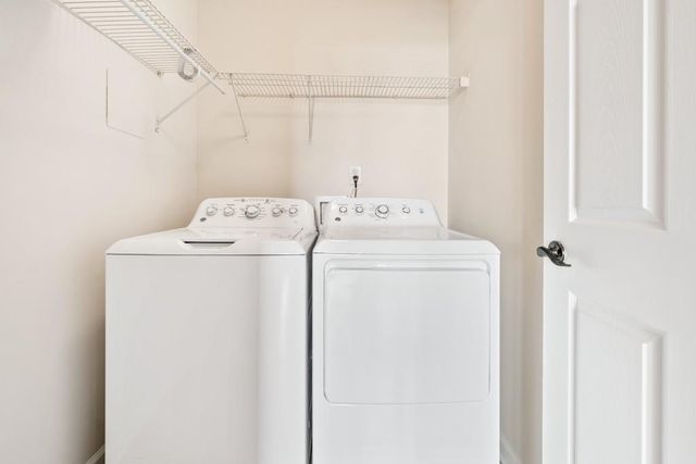 738 York View Drive, Auburn, GA 30011