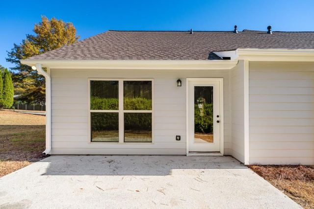 738 York View Drive, Auburn, GA 30011