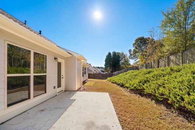 738 York View Drive, Auburn, GA 30011